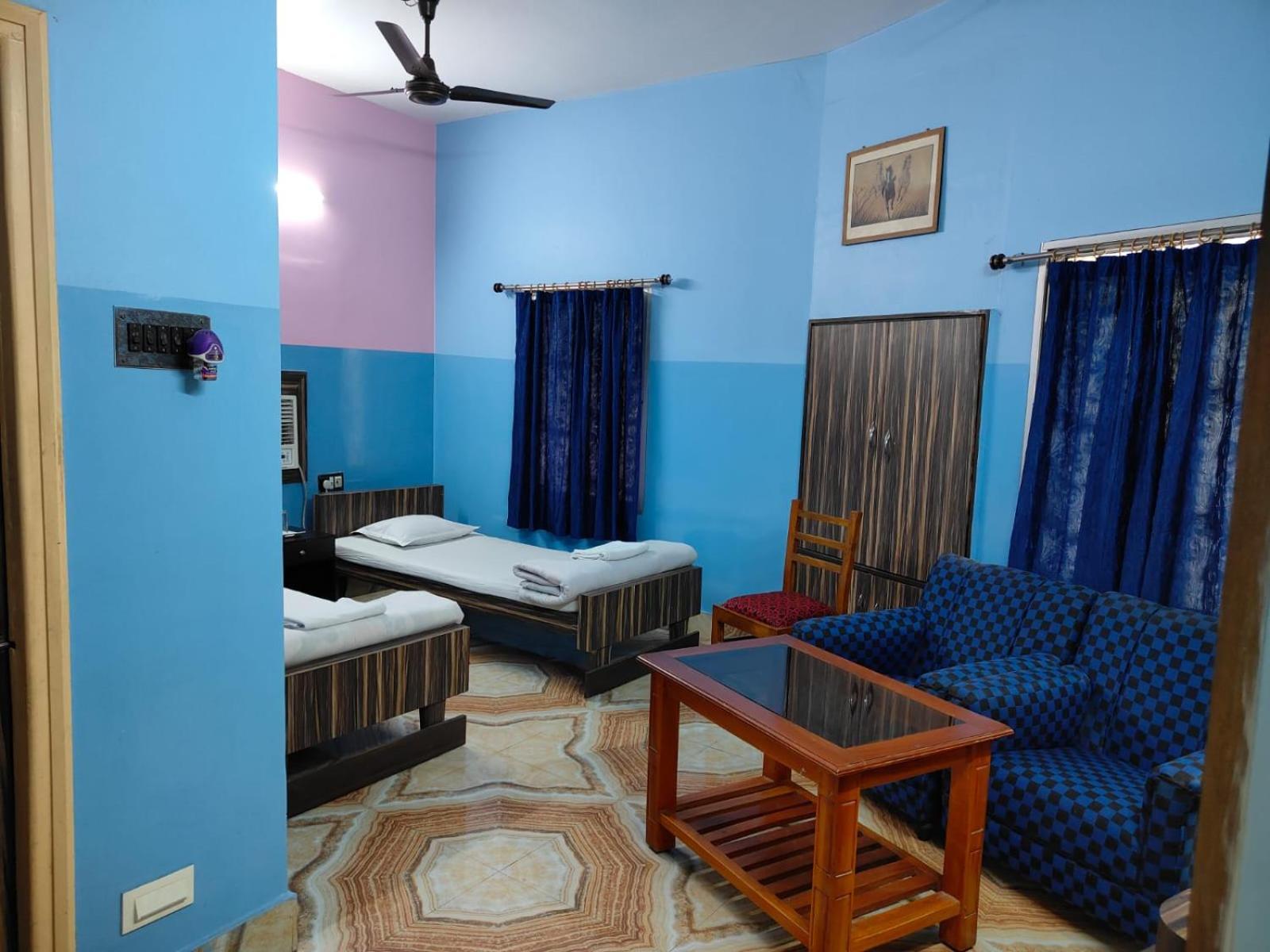 Hotel Purbanchal Māldah Buitenkant foto